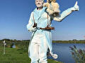 Levend standbeeld Alleen op de wereld met witte beer